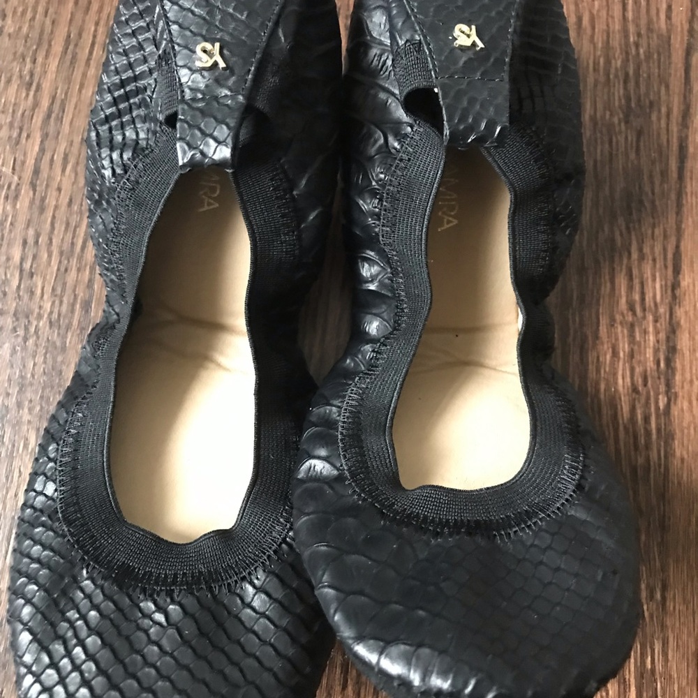 Yosi samara- black python leather ballet flats.